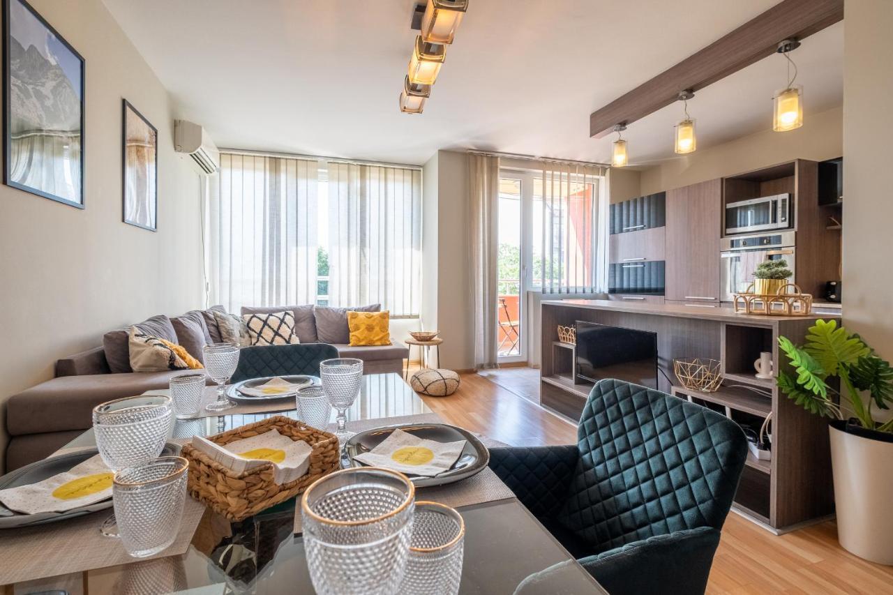 Deja Vu, Cozy & Quiet 1 Bdr Apt Fast Wi-Fi Sofia Bagian luar foto