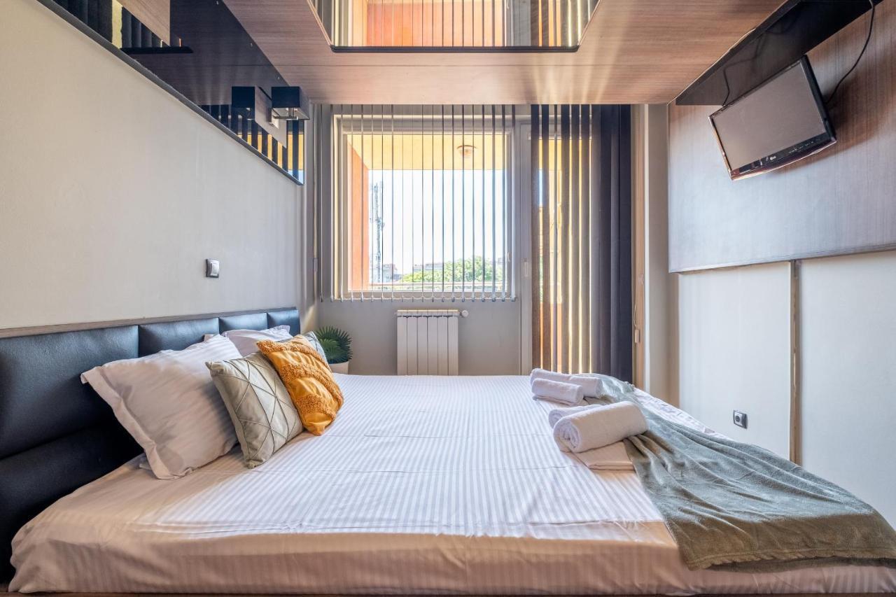 Deja Vu, Cozy & Quiet 1 Bdr Apt Fast Wi-Fi Sofia Bagian luar foto
