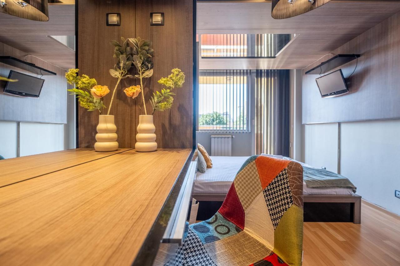 Deja Vu, Cozy & Quiet 1 Bdr Apt Fast Wi-Fi Sofia Bagian luar foto