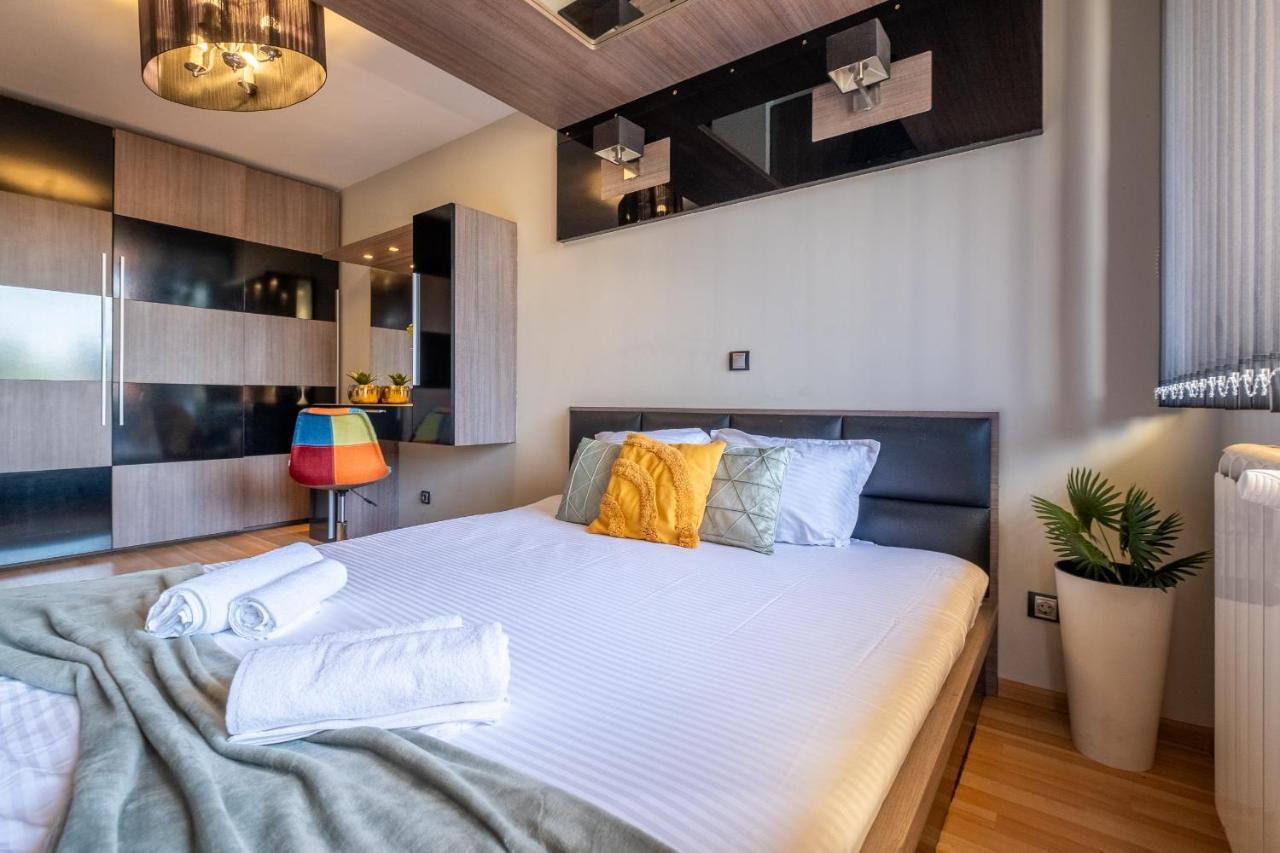 Deja Vu, Cozy & Quiet 1 Bdr Apt Fast Wi-Fi Sofia Bagian luar foto
