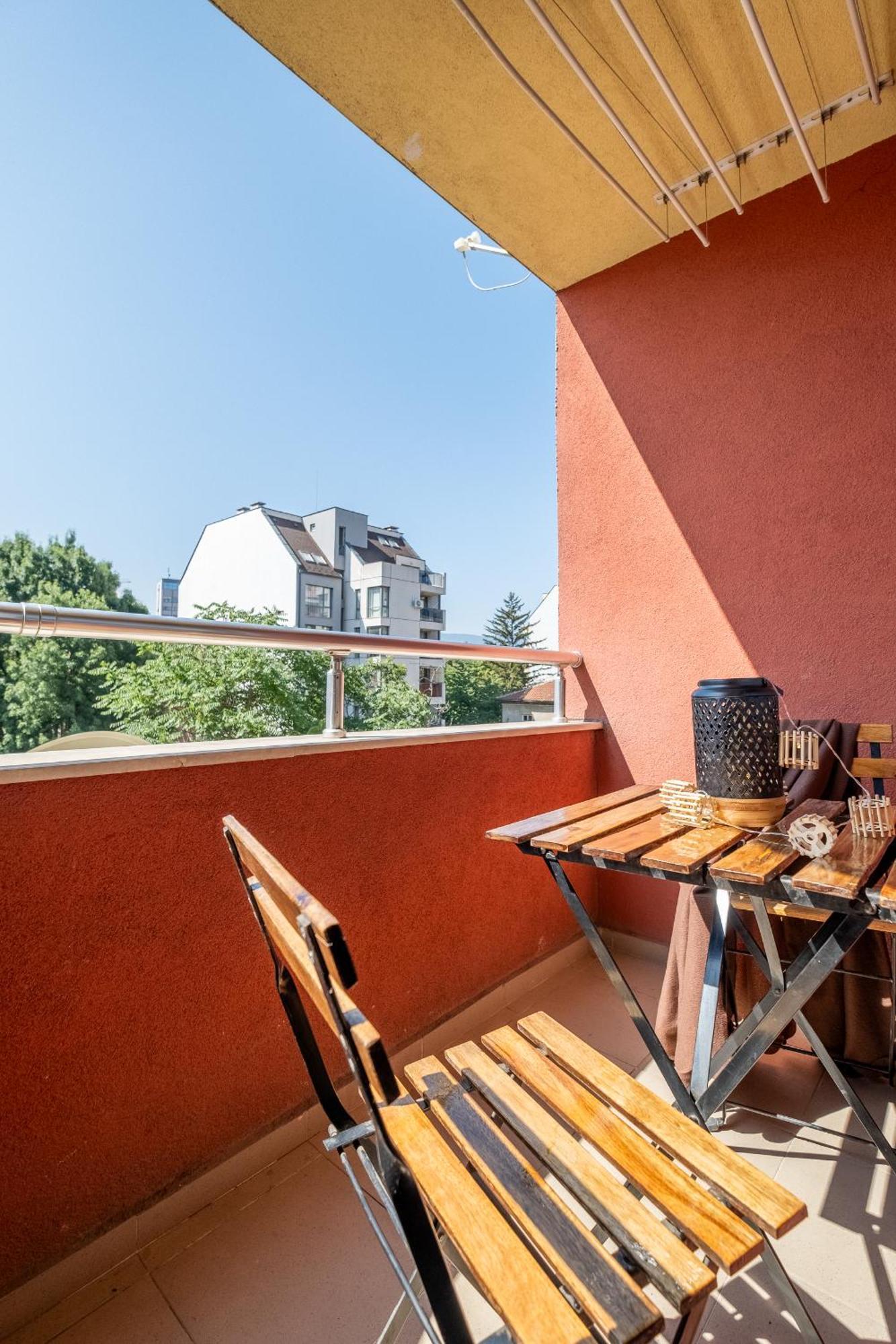 Deja Vu, Cozy & Quiet 1 Bdr Apt Fast Wi-Fi Sofia Bagian luar foto